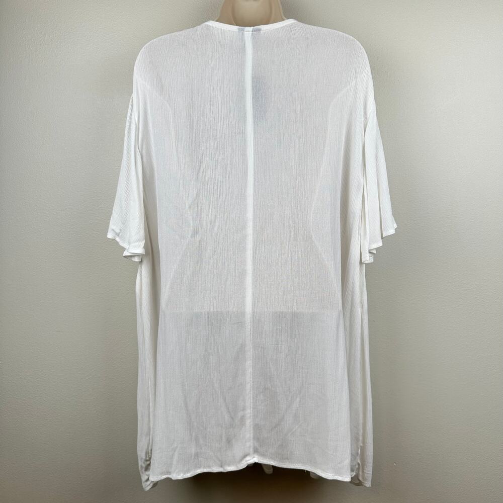 NEW Torrid Blouse Top Embroidered Peasant Tassles Flutter Sleeve White 3X Boho - Picture 6 of 11